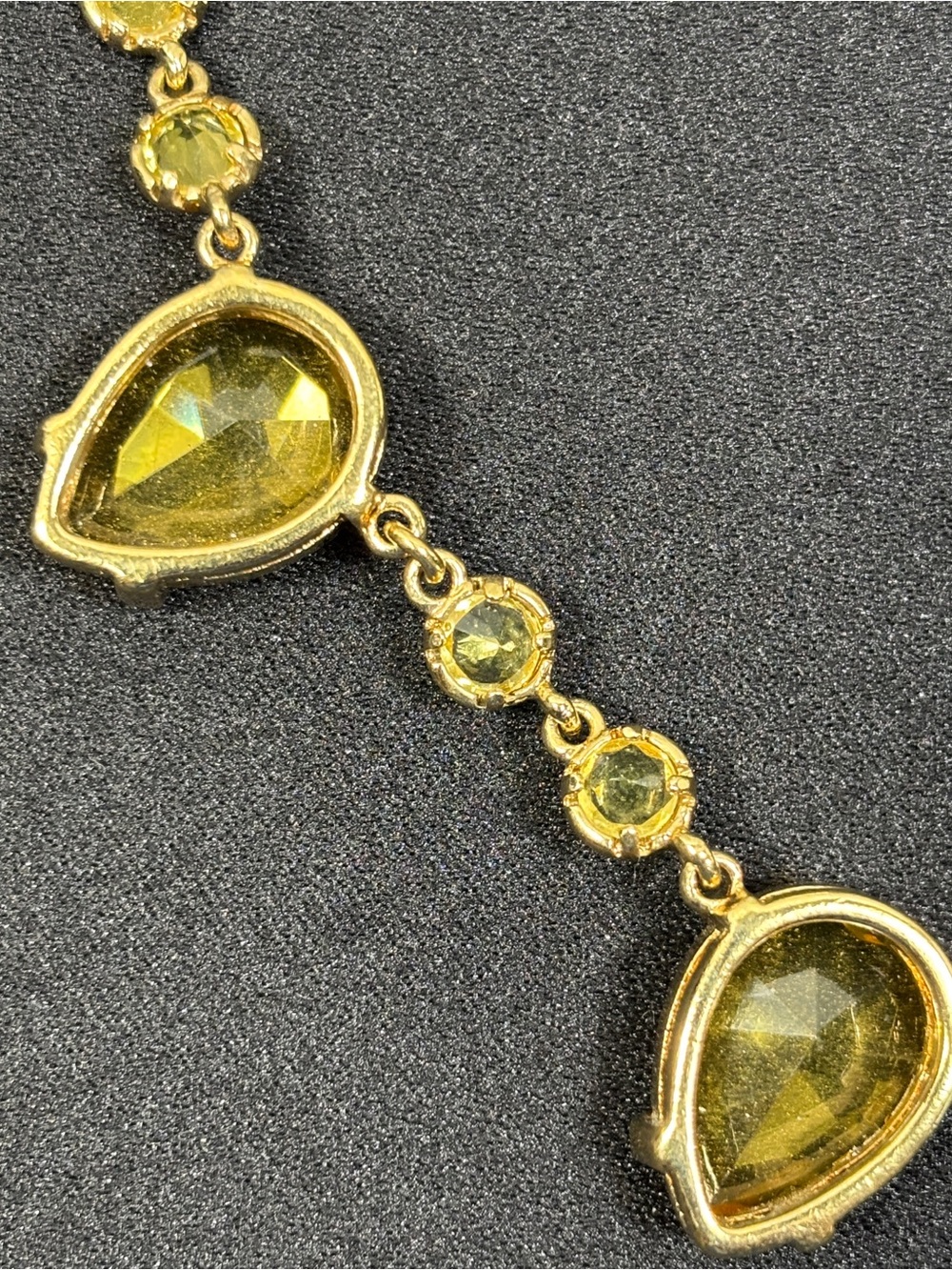 J. Crew Necklace Yellow Faux Faceted Acrylic/Plastic Goldtone 26" - Picture 9 of 11